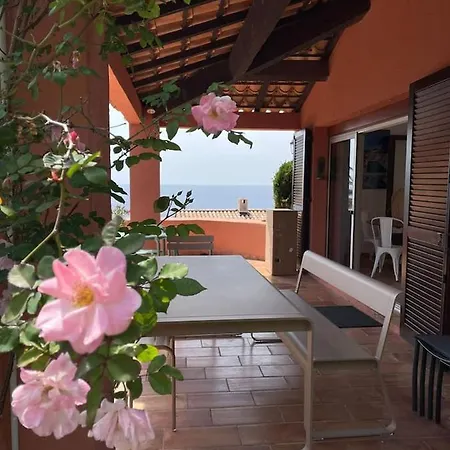 Maison De Lou بورْتِكْسْيو